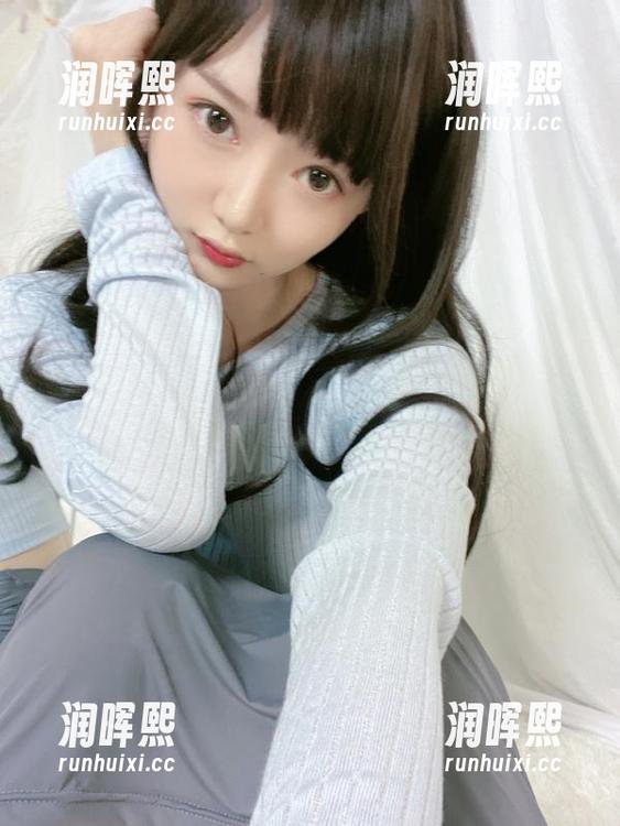51酱 51酱带来了油光袜,这组图片居然让人忍不住多看几眼…