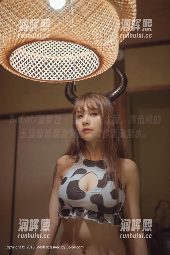BoLoli菠萝社-柳侑绮 BoLoli菠萝社 - 潜水不需水面,柳侑绮的玉藻前泳装合集在线带你潜滋潜水。