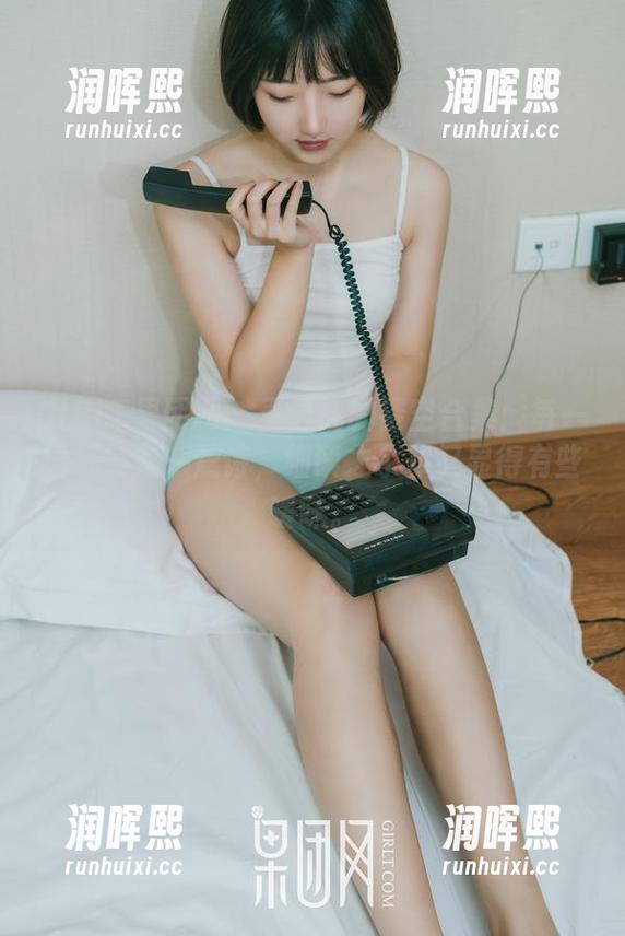GIRLT果团网-王语纯 GIRLT果团网 - 王语纯的镂空合集:每一幅都宛如一篇诗,细读之余却又显得有些暧昧。