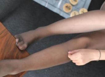 IESS异思趣向 – 兔兔的高清图集，穿着小妈风包臀裙，突然让人想喝杯奶茶。