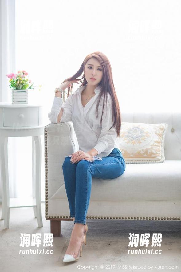 IMiss爱蜜社-梦心玥 IMiss爱蜜社 - 图册中的梦心玥:当她摆造型,我只想说,哦,这女孩太会玩!