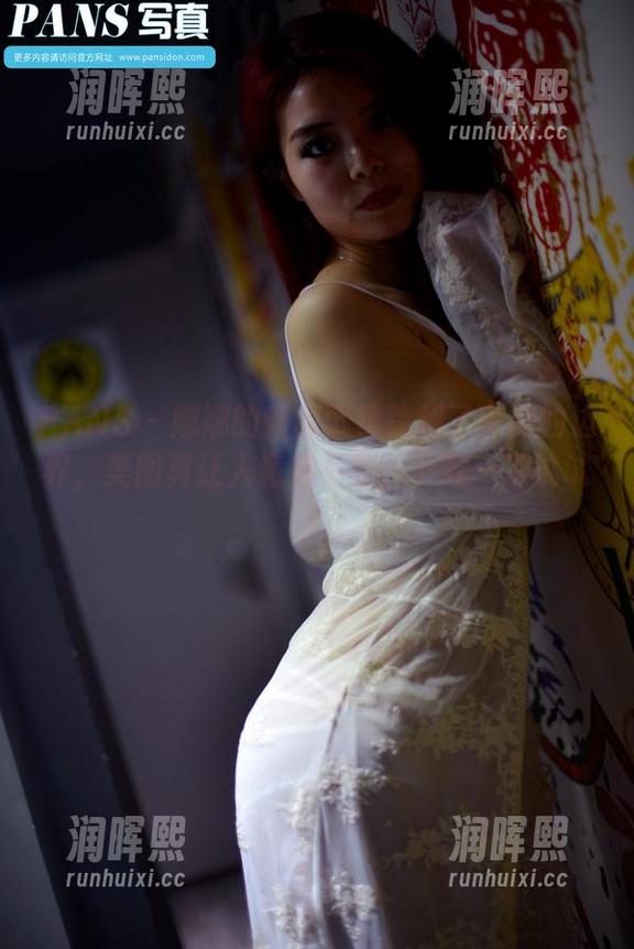 PANS - 娜娜的新模试镜跨越了审美的边界，美图真让人意想不到，下载一次试试？