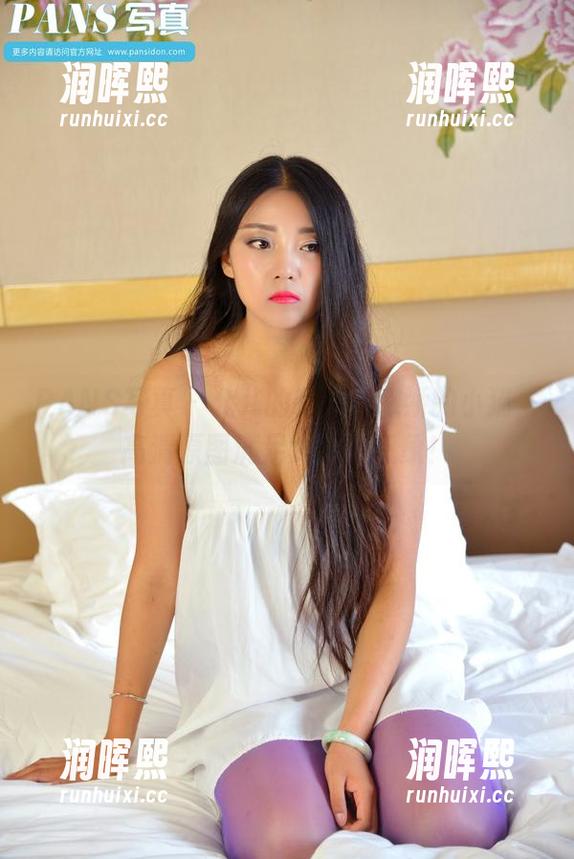 PANS写真-允儿 PANS写真 - 允儿的制服像撒娇的小猫,高清原图满足大家的想象!