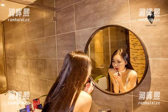 PDL潘多拉-Ellie艾栗栗 PDL潘多拉 - 翻看原图,Ellie艾栗栗的毛衣让我陷入了意想不到的反思