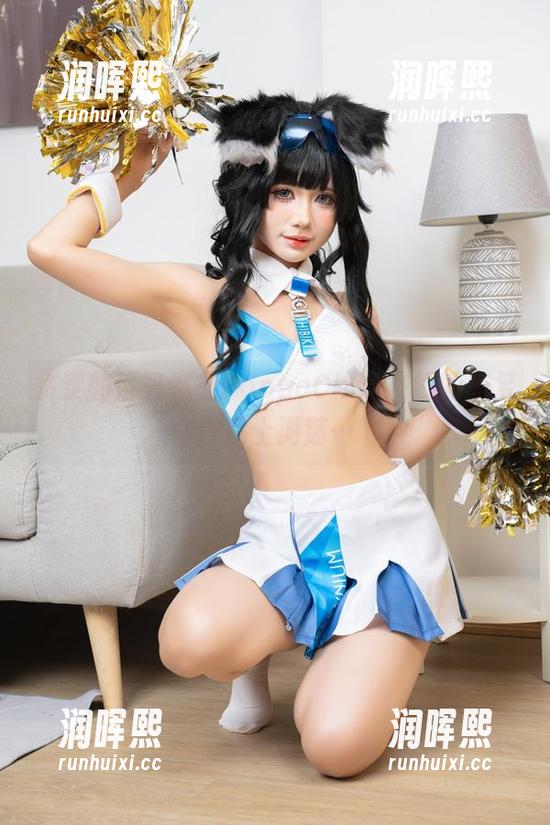 PoppaChan 贪婪的目光都在PoppaChan在线的美足作品上游荡…