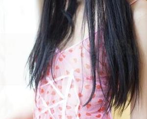 ROSI图包：这些白色丝袜能让你的腮帮子大开吗？