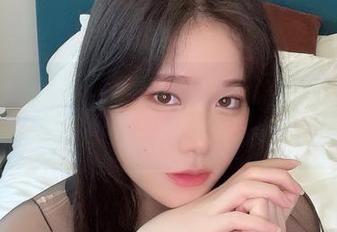 严肃说，这是Sira(시라)的最新制服图册，心思复杂起来，有点抓狂！
