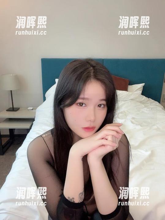 严肃说，这是Sira(시라)的最新制服图册，心思复杂起来，有点抓狂！