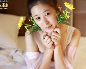 TGOD推女神 – 看Kiren_程程程这个妹妹的全套原图，明显是给人开了一扇窗。