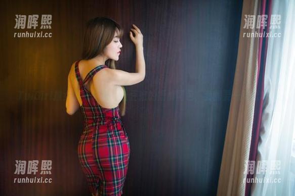 TuiGirl推女郎-土豆姐 TuiGirl推女郎 - 汇总:土豆姐的短裤图包,我需要一张纸巾...