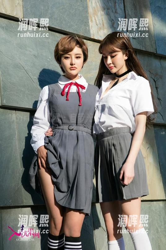 UGirls尤果网 - 自带光环的李思宁—说好的纯白呢？图包从容不迫