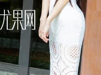 UGirls尤果网 – 李思宁的泳池美照，原图又美又清澈，真想下载把自己泡进去！