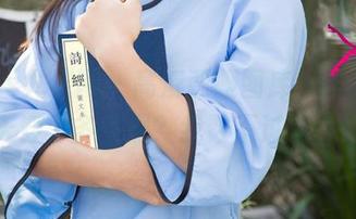 UGirls尤果网 – 高清和服图库，诗朵雅今天穿了多少层？我数不过来了！