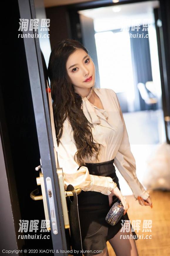 XIAOYU语画界-金纯一 XIAOYU语画界 - 金纯一的万圣节图包更新,不怕吓到你哦,只是轻轻一瞥!
