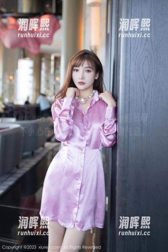 Xiuren秀人网-夏诗雯Sally Xiuren秀人网 - 夏诗雯Sally的吊带,不小心在线熏染了一股子慵懒气息。