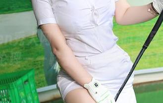 Xiuren秀人网 – 从夏馨瑶的裸足看美图伦理——鞋子，我们不见了！