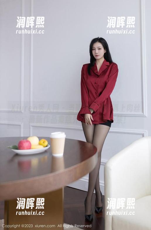 Xiuren秀人网-明日花桃桃 Xiuren秀人网 - 当明日花桃桃遇上肉丝:最新作品集意外让人忍俊不禁!