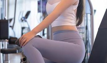 Xiuren秀人网 – 豆瓣酱在牛仔裤里的仙气，必须在这合集里停下！