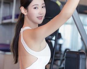 Xiuren秀人网 – 这些陶喜乐_lele的“女孩”原图，真叫人想揪住她的衣角，问个究竟。