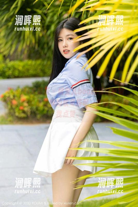 YouMi尤蜜荟-媛宝儿boa YouMi尤蜜荟 - 媛宝儿boa的棉袜时刻,私拍成就最偷懒的秋冬搭配,套图都怕被我点赞。