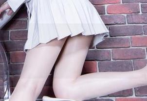 beautyleg – 浸泡在夏日气息中，TinaYu泳衣的免费图包，你要不要来称称？