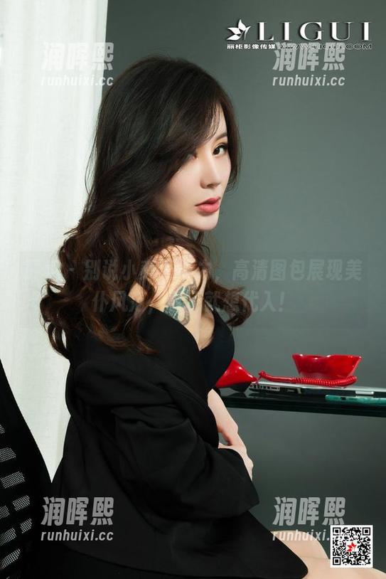 丽柜 - 别说小爽不努力，高清图包展现美仆风范，看了就想代入！