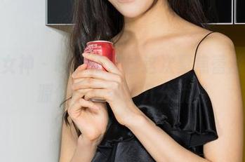 克拉女神 – 咦，依娜丝这次聚焦蕾丝，资源似乎又多了几分优雅