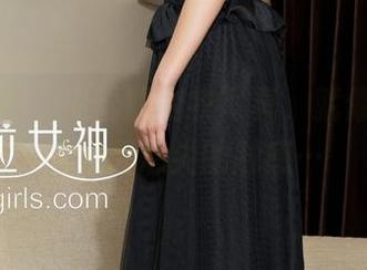 克拉女神 – 凌雪的内衣写真，就像一片雪花飘落心尖的触感…