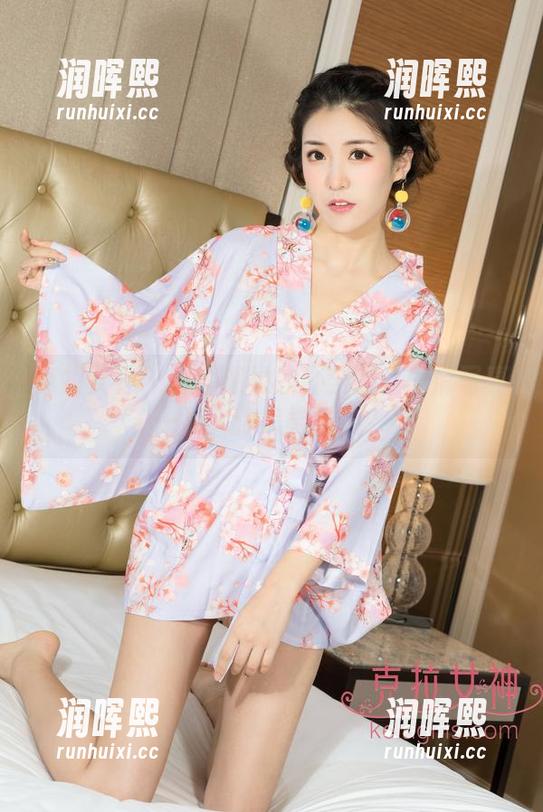 克拉女神 - 吕佳和她的办公室：高清写真一览，你怎能抵挡？