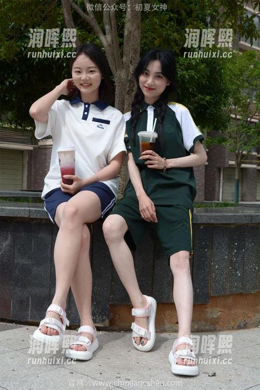 初夏女神-柒柒 初夏女神 - 柒柒的居家高清作品集:在这里,今天也能过得特别一点