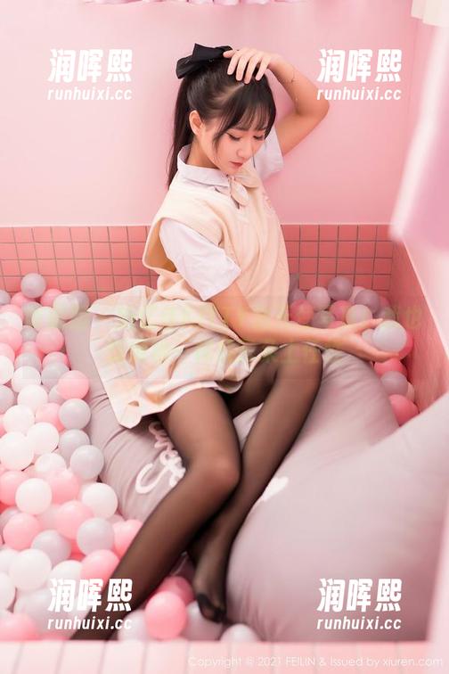 嗲囡囡-施忆佳KITTY 嗲囡囡 - 施忆佳KITTY这天使写真!我也想像她一样在云朵上任性