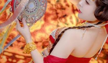嗷呜虎虎的JK死库水：看她如何轻松驾驭这套“杀伤力”佳品