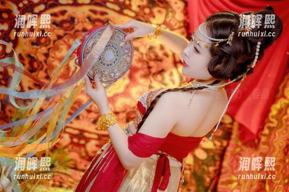 嗷呜虎虎 嗷呜虎虎的JK死库水:看她如何轻松驾驭这套“杀伤力”佳品