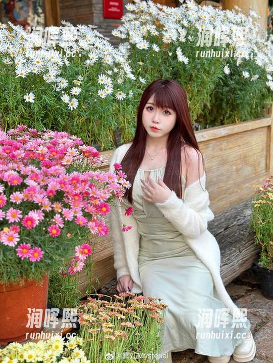 宝儿mysterial 宝儿mysterial灰丝照片集,无圣光!套图让你思绪漫游