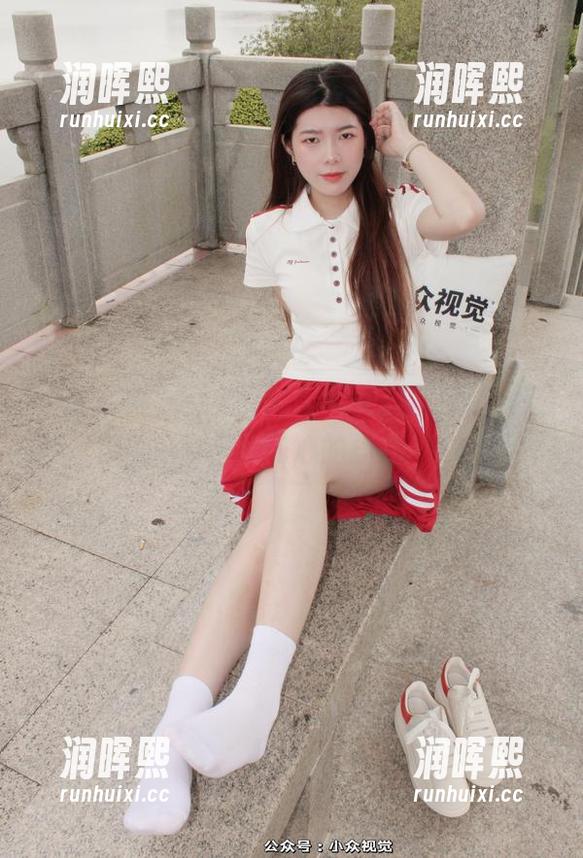 小众视觉-嘤嘤 小众视觉 - 全免费的嘤嘤女孩图包,快来举报我内心的挣扎
