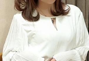 小女巫露娜——肉丝cos精选，光是这名字就充满魔力。