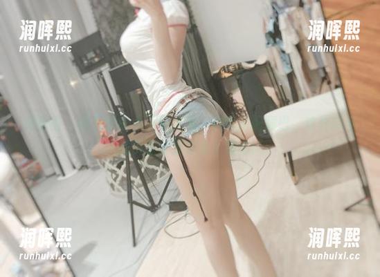 微密圈 - 图包里的小玉吃果冻，豹纹搭配尾巴，这样的私拍倒是让我有点小期待！