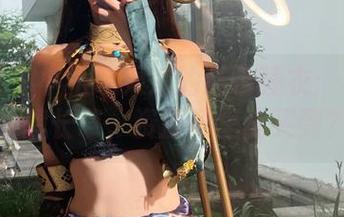 微密圈 – 小玉吃果冻的红色睡衣：看得我也想长草，资源哪里能买到？