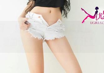 尤果网 – 免费图集里的研依美脚，不敢想象的诱惑，是我眼花了还是…