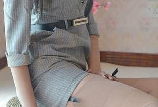 异思趣向 – 美子私房：当橘色高跟遇上肉丝，真是意想不到的搭配太妙了。