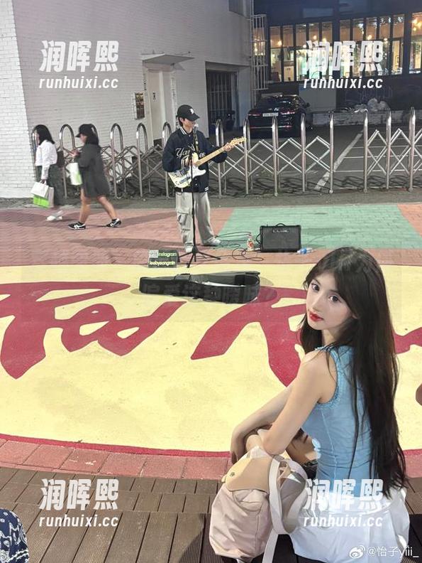 怡子yiii 穿越图册,施展蕾丝魔法,怡子yiii为何偏爱这种暧昧?