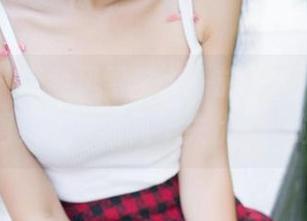 推女神 – 套装风雷击——施忆佳Kitty酱写真图集，诙谐又不失优雅的碰撞。