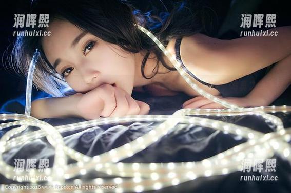 推女神-黄可christine 推女神 - 看!黄可christine的和服,美图效果满分,写真之旅真心有趣。