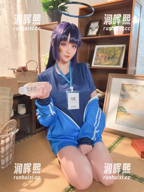 星之迟迟 三言两语就能聊到的网袜写真,星之迟迟注定得分享