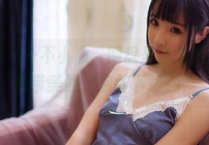 果团网 – 一不小心，网盘里全是周大萌的吊带美照，你敢下载吗？