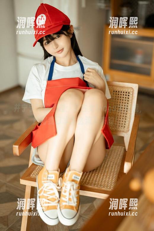 桜井宁宁 桜井宁宁带你穿越:复古女仆cos大作战,别问我口水怎么流下来的!