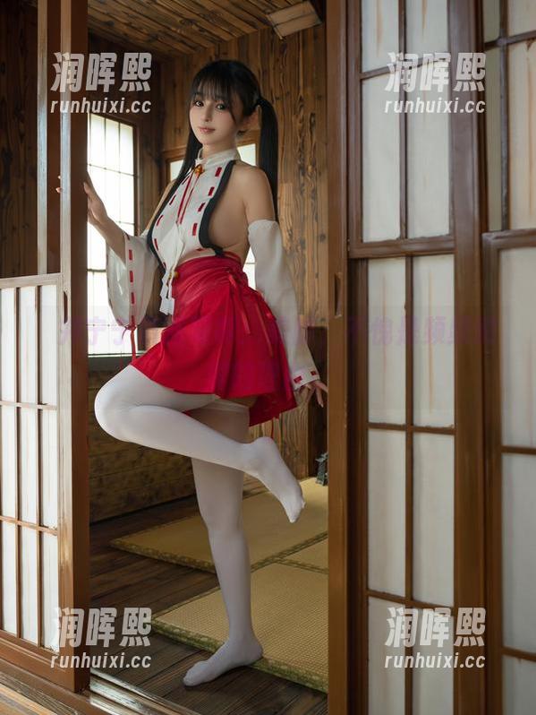 桜井宁宁 桜井宁宁最新写真:美脚,不愧是频频刷屏的理由。