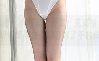 森萝财团 – 小梓黑白合集：充满暗示的构图，明明是黑白，却看到了千种颜色。