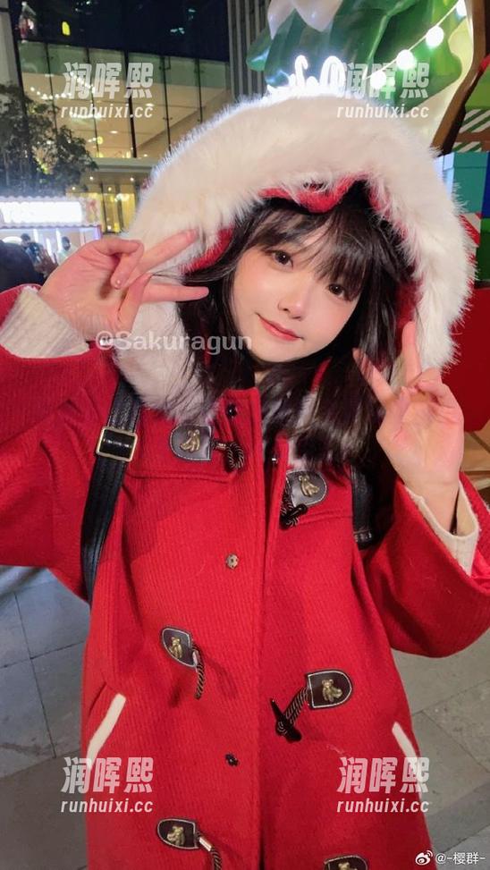 樱群 和服外套合集:樱群在原图中展现的不止是服装,还有姿态
