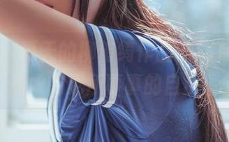 波萝社 – 夏天的柳侑绮作品，总有种让人嫉妒的无所事事的自由。